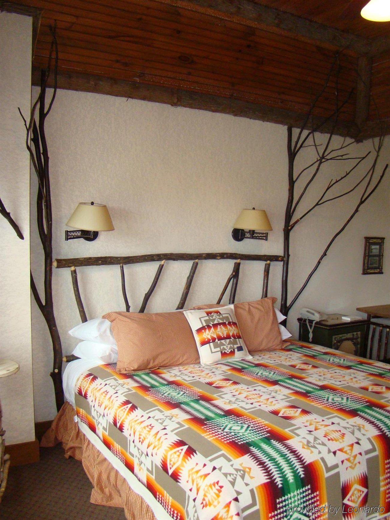 סקניאטלס Finger Lakes Lodging חדר תמונה